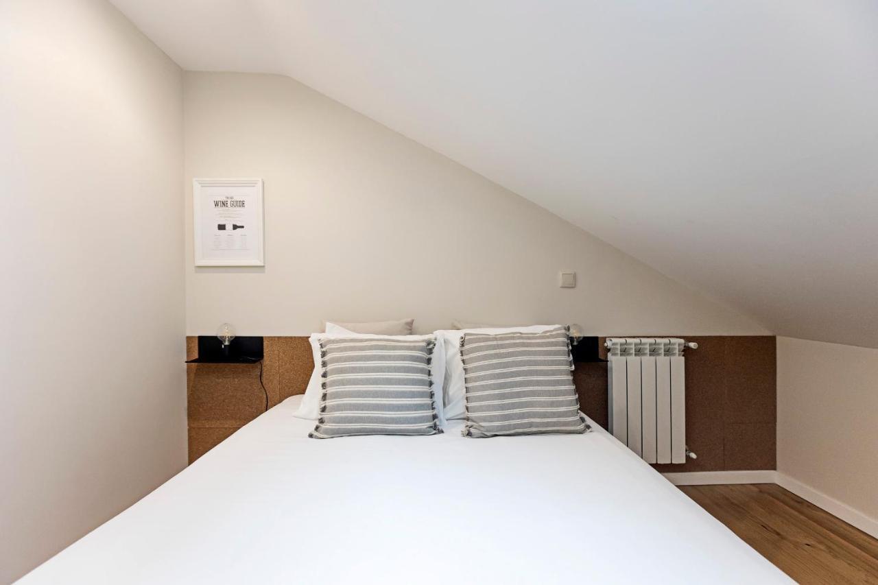 Brand New 4Br W/ 200Yrs Of History In Central Porto By Lovelystay Экстерьер фото
